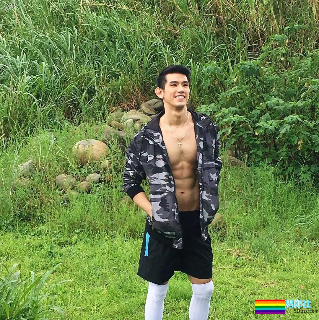 颜高活好条儿顺，看得我都忍不住摸了一下屏幕！ - 51虹马