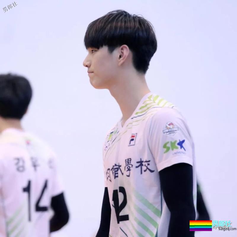 193CM排球队校草干净帅气,这么好看的小哥哥一定有男朋友了! - 51虹马 193CM排球队校草干净帅气,这么好看的小哥哥一定有男朋友了! - 51虹马