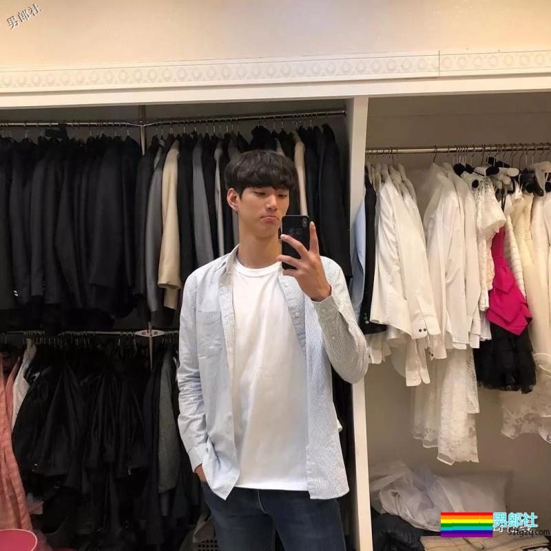 193CM排球队校草干净帅气，这么好看的小哥哥一定有男朋友了！ - 51虹马