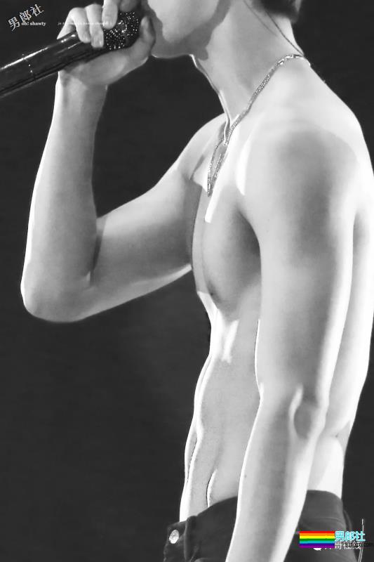 盛世美颜绝世好腰,肩宽翘臀大长腿,少年感十足的八块腹肌太可品口! - 51虹马 盛世美颜绝世好腰,肩宽翘臀大长腿,少年感十足的八块腹肌太可品口! - 51虹马