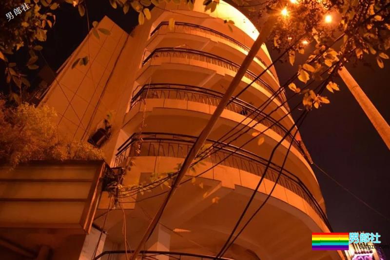 同志浴室的肉体欢愉 - 51虹马