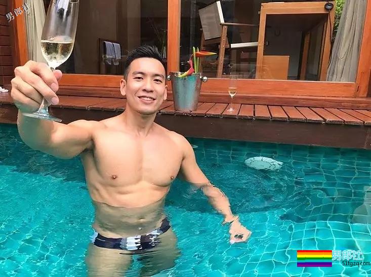 man到爆浆的男模，秒变叮当猫！ - 51虹马