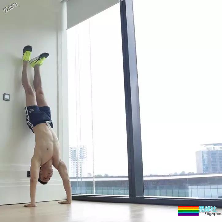 man到爆浆的男模，秒变叮当猫！ - 51虹马