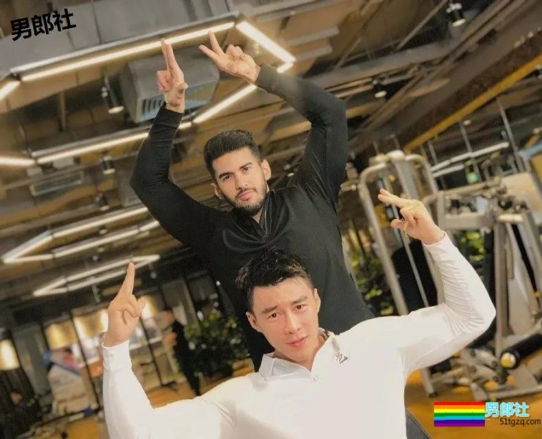 他的帅的都快快快快流口水了!真嗨 - 51虹马 他的帅的都快快快快流口水了!真嗨 - 51虹马