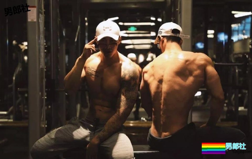 他的帅的都快快快快流口水了！真嗨 - 51虹马