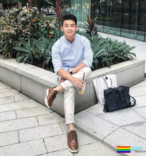 清秀奶油帅哥，表面上腼腼腆腆没想到这么浪！ - 51虹马