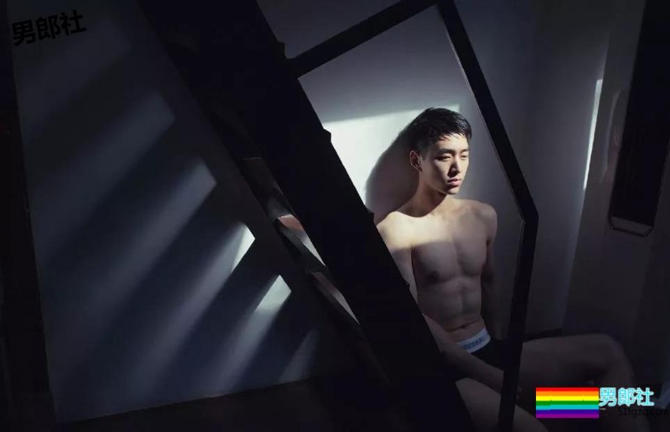 男模成功上位成新宠，粉红咪咪是杀手锏？ - 51虹马