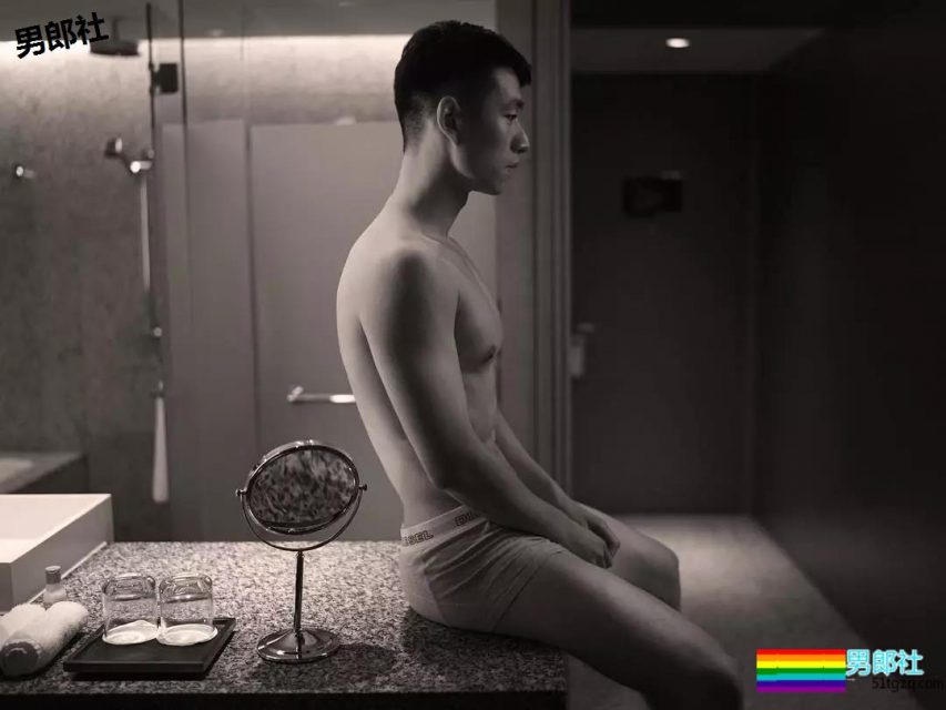 男模成功上位成新宠，粉红咪咪是杀手锏？ - 51虹马