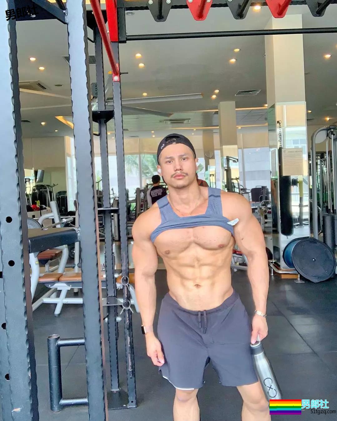 网红片花曝光苦求删帖，是提前泄露还是暗中受害？ - 51虹马