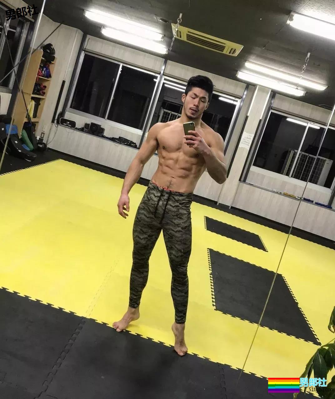 男优下海拍钙片有一个部位最疼 - 51虹马