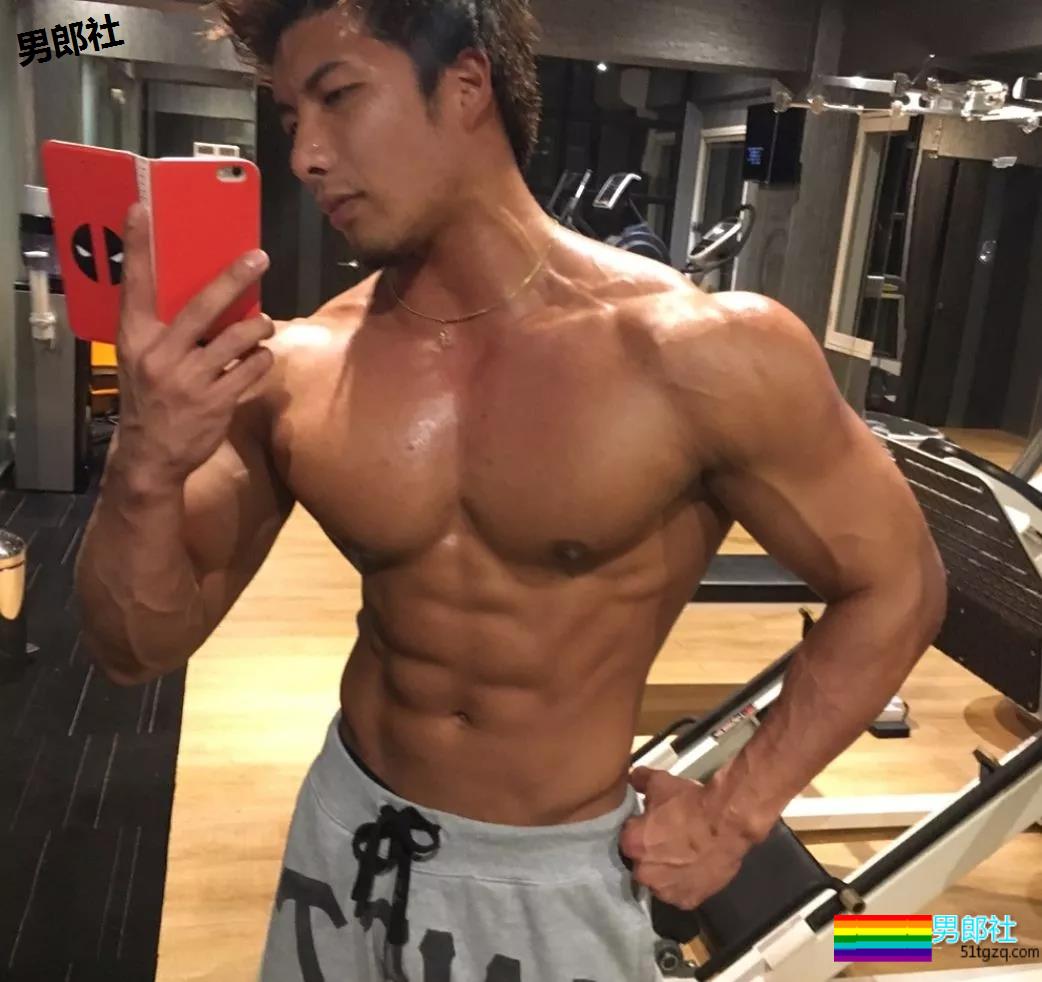 男优下海拍钙片有一个部位最疼 - 51虹马