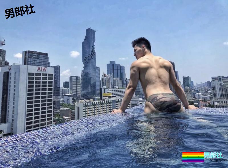 鸡笼警告！去头可食的翘屁男孩真的是湿的发大水！ - 51虹马