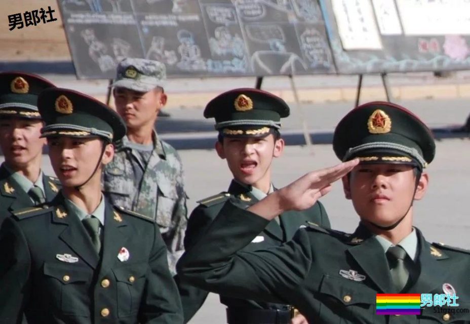 姿势超多！奶凶小狼狗最新硬照一览！ - 51虹马