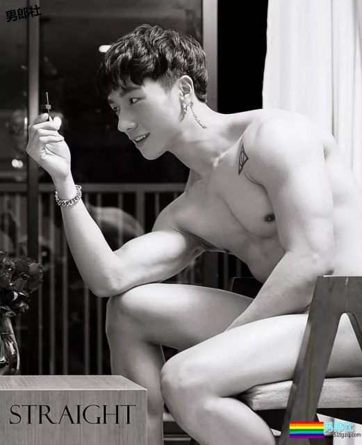 超不爱穿内裤自拍的泰国模特！单凭这身肌肉我就非常可以！ - 51虹马