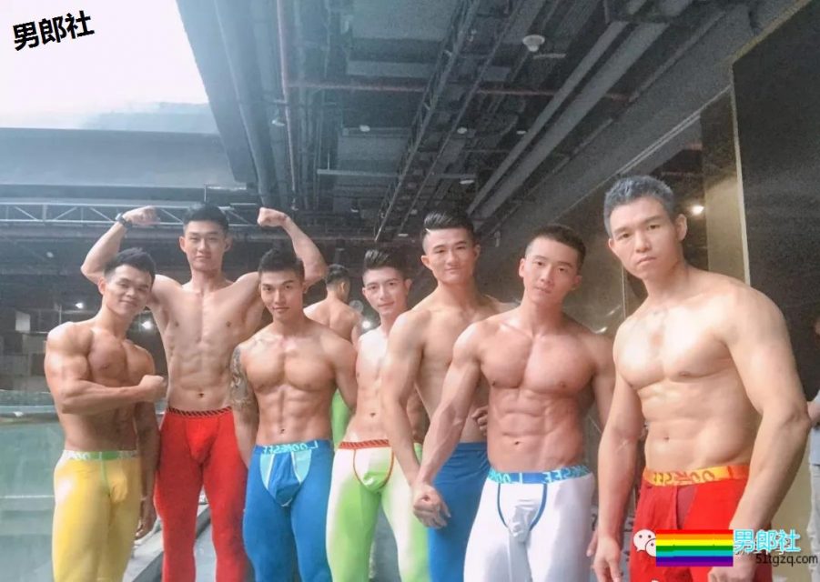 健体比赛中的帅哥 筋肉发达到不行-51虹马