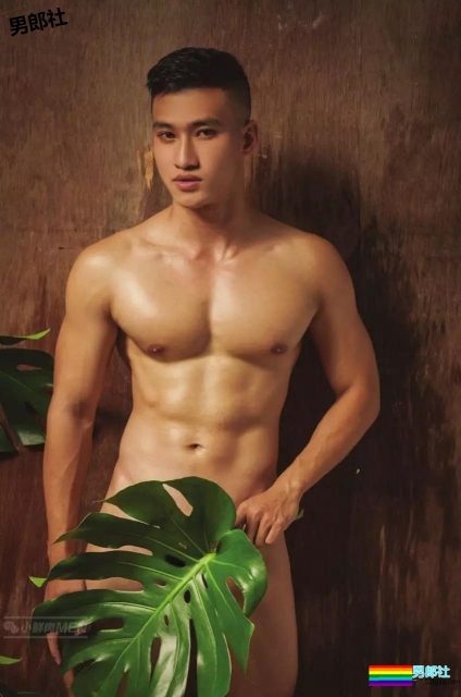 型男身材好棒，可惜了这。。！ - 51虹马