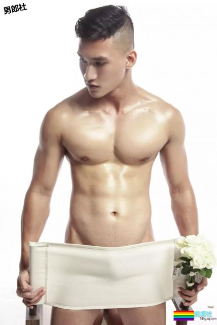 型男身材好棒，可惜了这。。！ - 51虹马