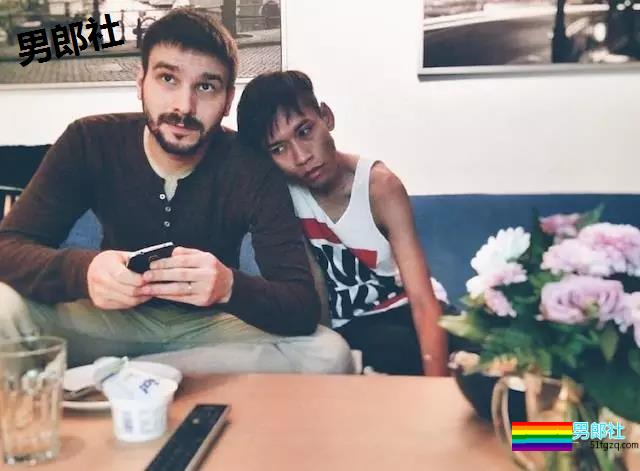 没有扳不弯的直男只有不够坏的小受 - 51虹马 没有扳不弯的直男只有不够坏的小受 - 51虹马