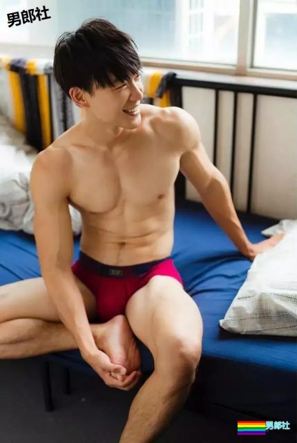 盘点12月男体摄影师最新硬照，最佳竟然是.... - 51虹马