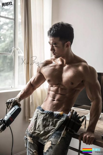 盘点12月男体摄影师最新硬照，最佳竟然是.... - 51虹马