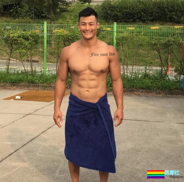 天菜帅体育生，选哪个做你的1？ - 51虹马