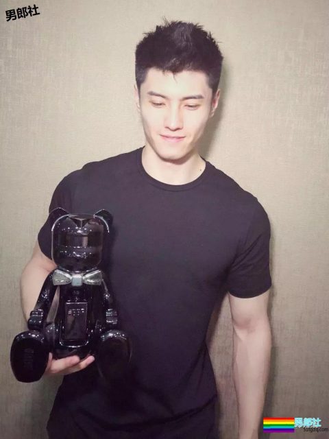 1米85筋肉私教帅出新高度！新一代X健身“头牌”小狼狗！？ - 51虹马