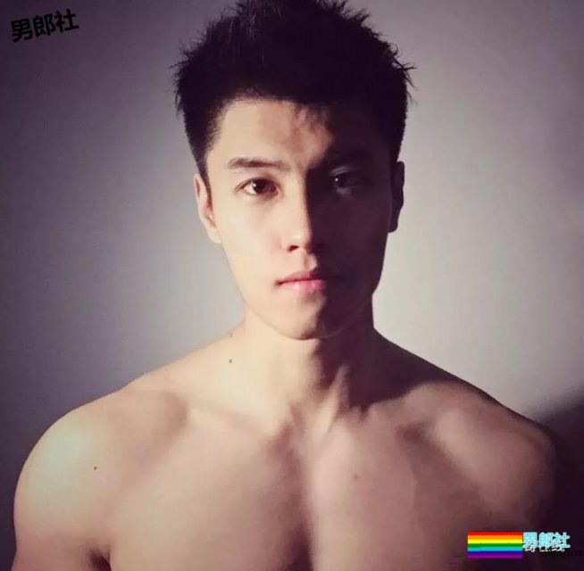 1米85筋肉私教帅出新高度！新一代X健身“头牌”小狼狗！？ - 51虹马