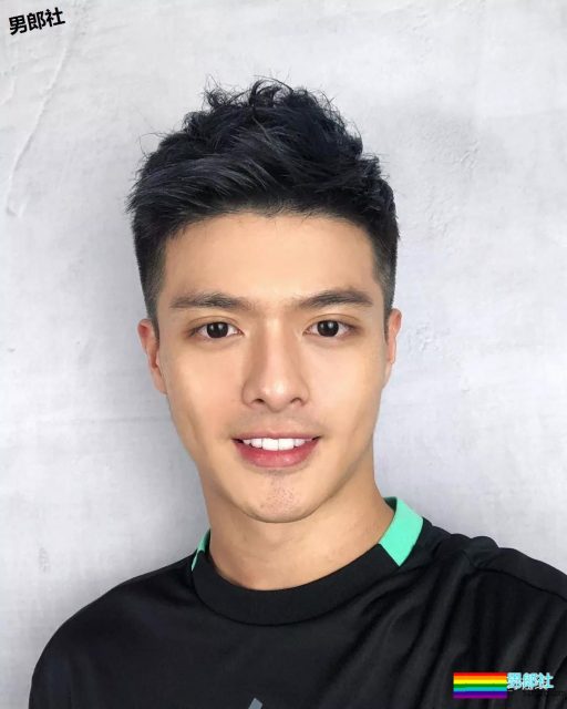 清爽帅气的模特小哥哥,对笑起来有酒窝的男生难以抗拒啊!-51虹马