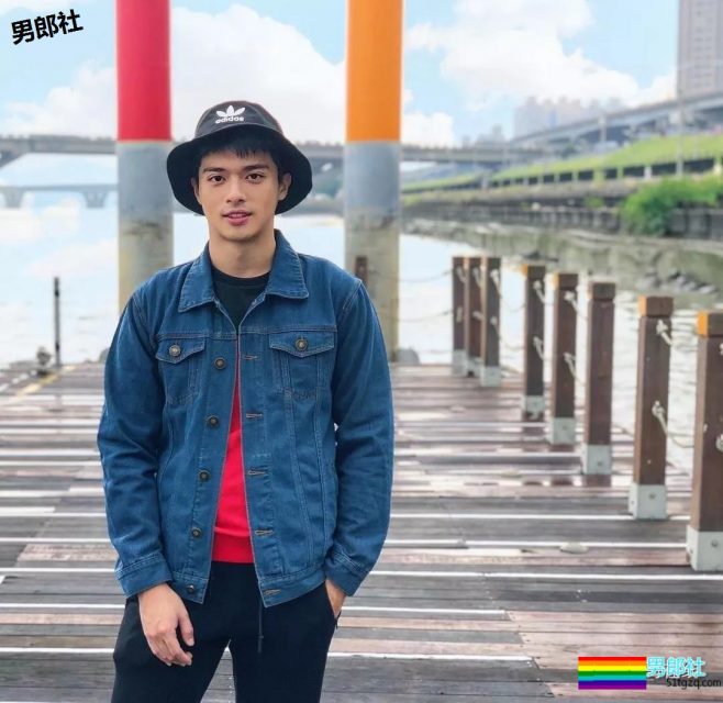 清爽帅气的模特小哥哥，对笑起来有酒窝的男生难以抗拒啊！ - 51虹马