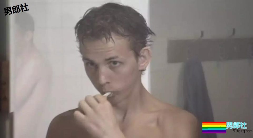 大叔 X 小鲜肉 游戏时被警察叔叔抓个正着。。。 - 51虹马 大叔 X 小鲜肉 游戏时被警察叔叔抓个正着。。。 - 51虹马