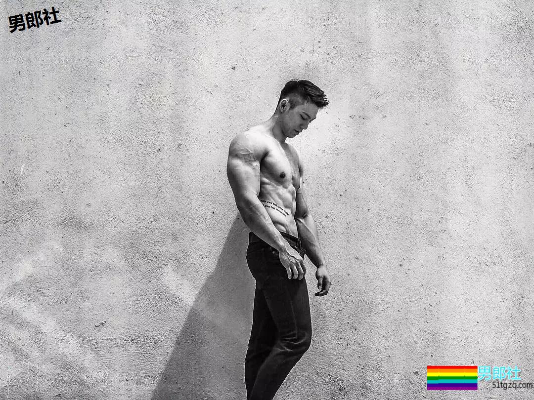 23岁的天菜爆肌男，大筋霸鲜肉男模碾压男选大赛！ - 51虹马