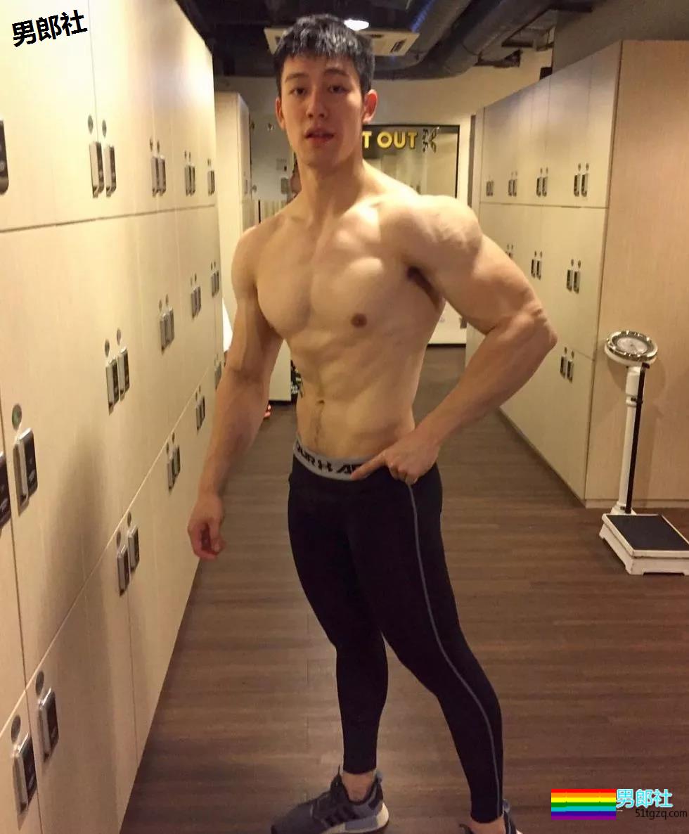 23岁的天菜爆肌男，大筋霸鲜肉男模碾压男选大赛！ - 51虹马