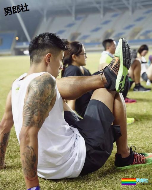 国民老公*彭于晏，原来背后有个硬汉男人 - 51虹马