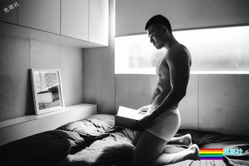 井盖队长又双叒叕发新照,他背后的摄影师也太厉害了吧? - 51虹马 井盖队长又双叒叕发新照,他背后的摄影师也太厉害了吧? - 51虹马