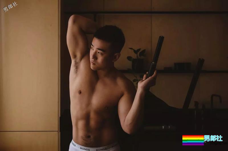 井盖队长又双叒叕发新照,他背后的摄影师也太厉害了吧? - 51虹马 井盖队长又双叒叕发新照,他背后的摄影师也太厉害了吧? - 51虹马