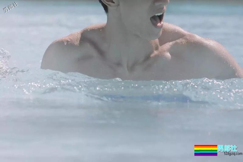 井盖队长又双叒叕发新照，他背后的摄影师也太厉害了吧？ - 51虹马