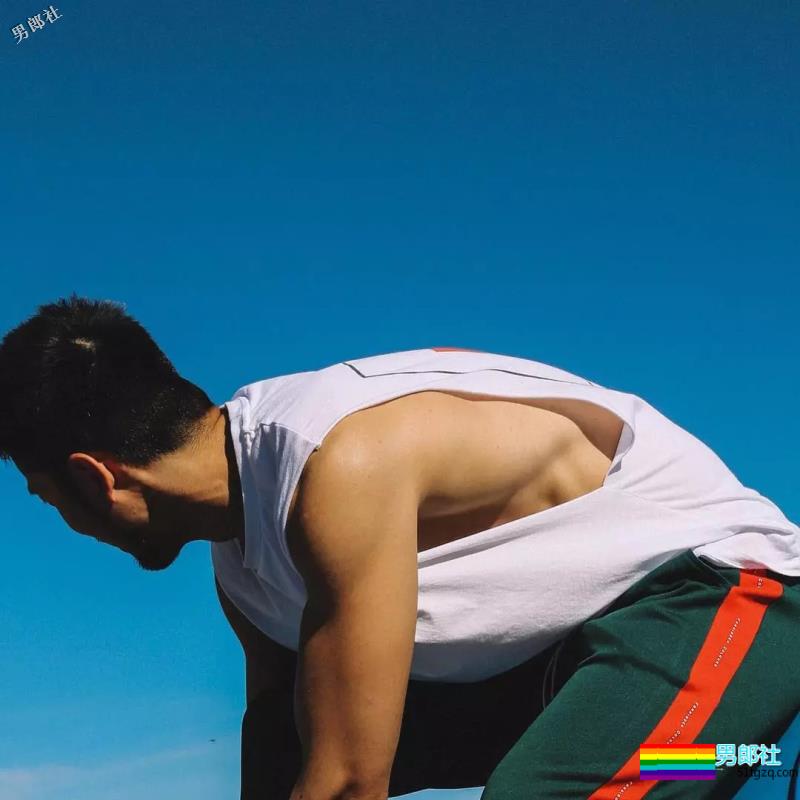 井盖队长又双叒叕发新照,他背后的摄影师也太厉害了吧? - 51虹马 井盖队长又双叒叕发新照,他背后的摄影师也太厉害了吧? - 51虹马