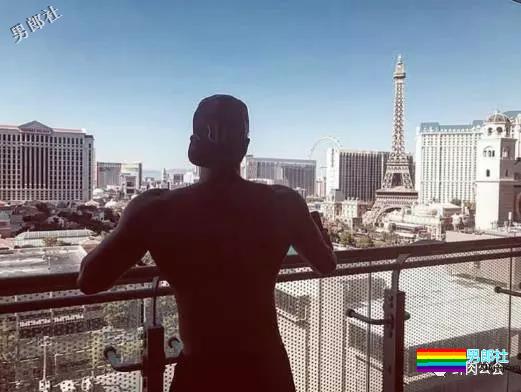 韩国最火筋肉私教胸器瞩目制服诱惑骚到高潮，看了一眼裆部小编想说臣妾坐不到啊！ - 51虹马