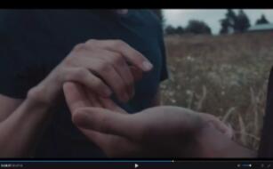 话唠版《上帝之国》:芬兰小奶狗与叙利亚难民的短暂恋情 - 51虹马 话唠版《上帝之国》:芬兰小奶狗与叙利亚难民的短暂恋情 - 51虹马