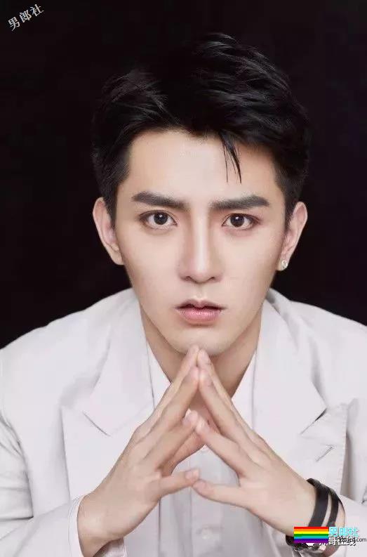 鲜嫩帅气的飞行员小哥哥，有一种爱情就要开始的味道！ - 51虹马