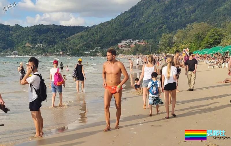 飞行员又去泰国浪,酒吧遭澳洲小哥撩 - 51虹马 飞行员又去泰国浪,酒吧遭澳洲小哥撩 - 51虹马