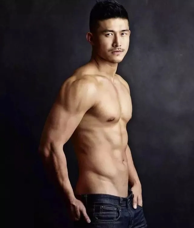 大叔1为什么很受很多gay们的喜欢你看完你就懂了 - 51虹马