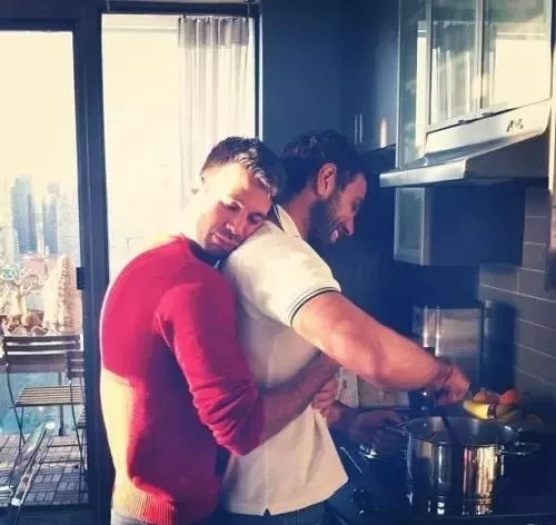 大叔1为什么很受很多gay们的喜欢你看完你就懂了 - 51虹马