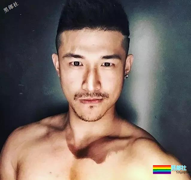 大叔1为什么很受很多gay们的喜欢你看完你就懂了 - 51虹马 大叔1为什么很受很多gay们的喜欢你看完你就懂了 - 51虹马