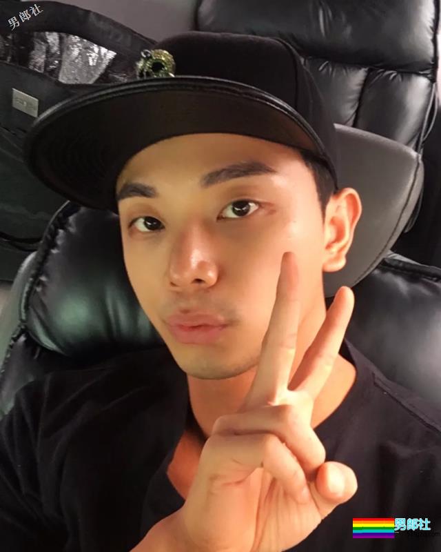 20cm亚洲先生，古铜肤色帅到爆！舔吗？ - 51虹马