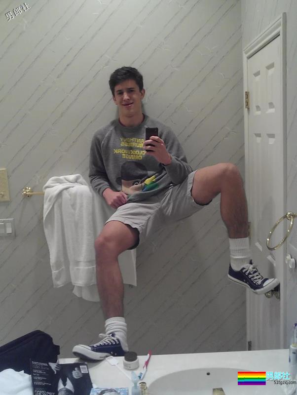 当直男们劈开腿！还有白袜！ - 51虹马