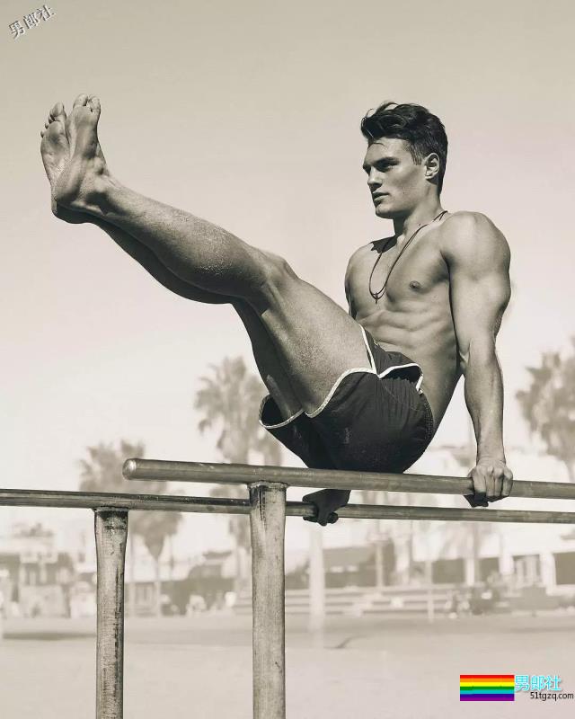 当直男们劈开腿！还有白袜！ - 51虹马