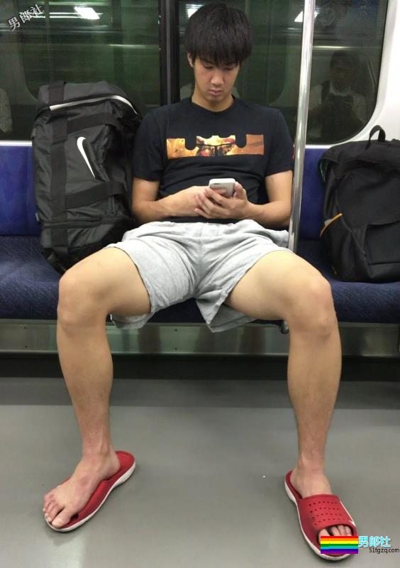 当直男们劈开腿！还有白袜！ - 51虹马