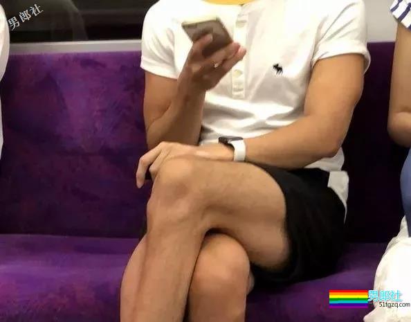 当直男们劈开腿！还有白袜！ - 51虹马
