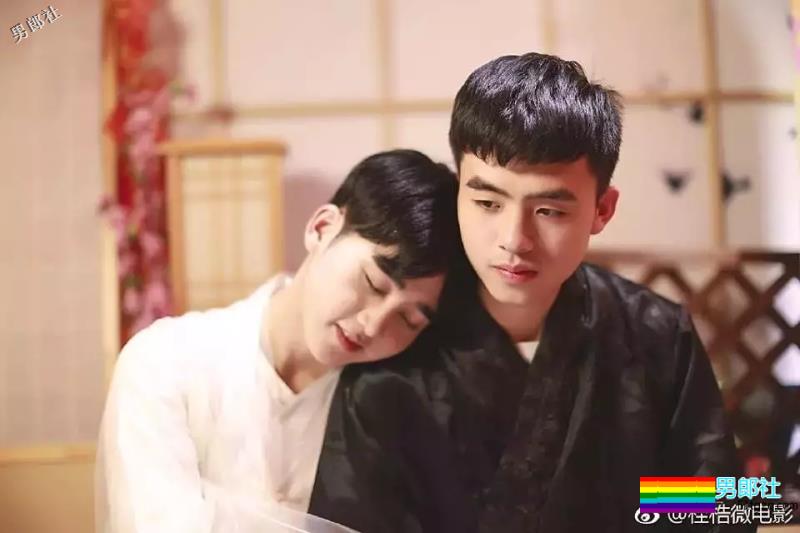 两位帅哥掰弯一位直男 好友变情敌 今日推荐新剧-51虹马